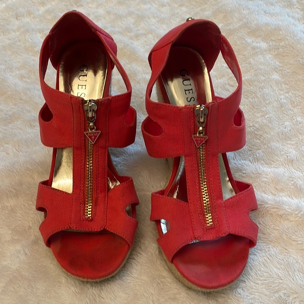 Red Guess espadrilles